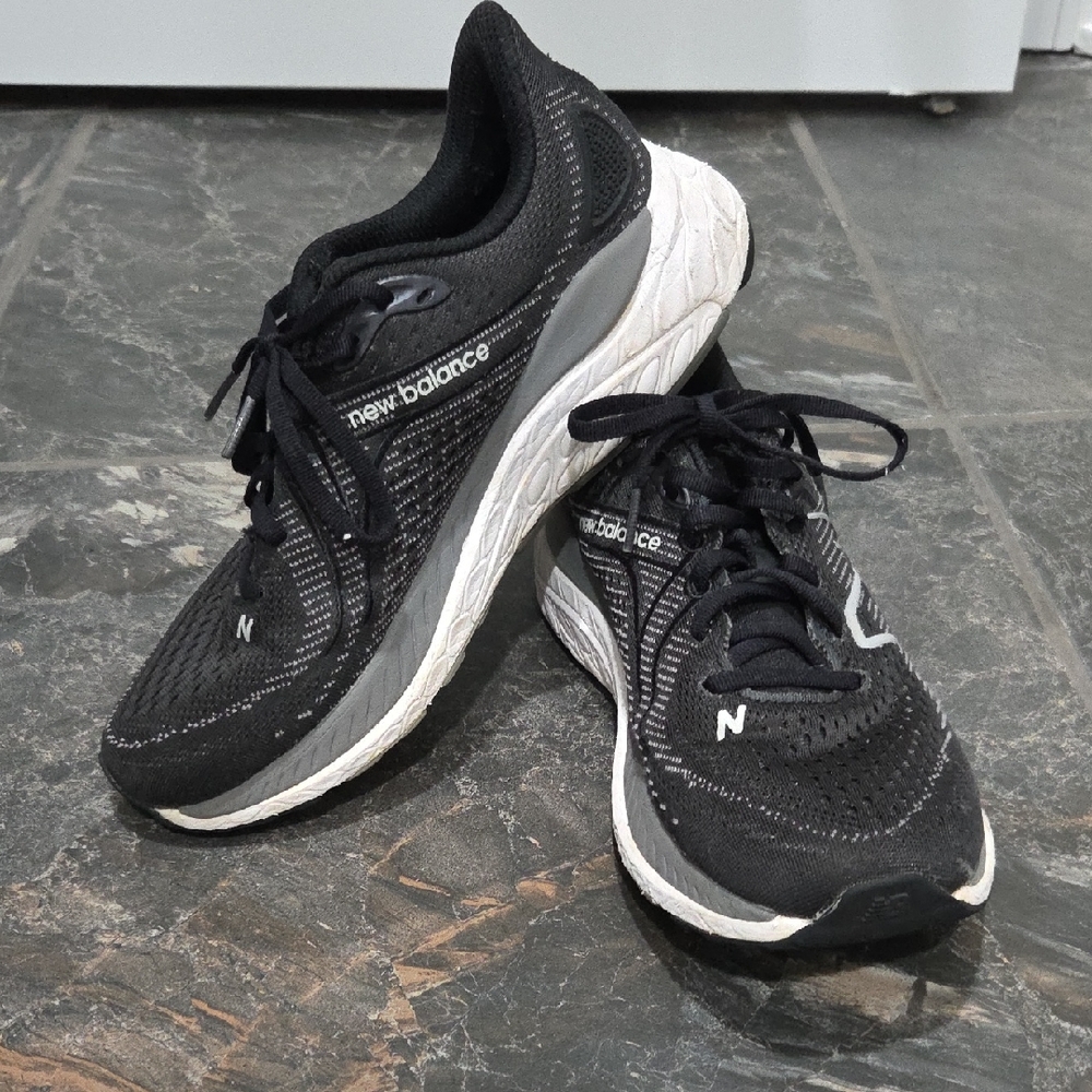New Balance Black and White Athletic Sneakers 860